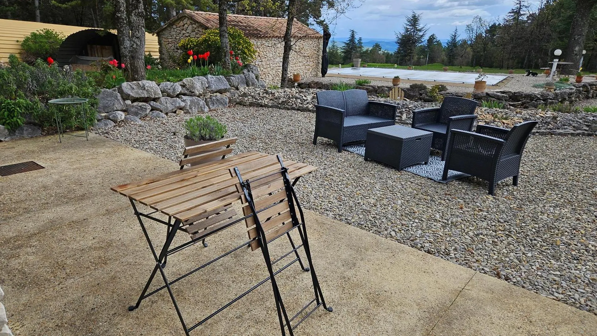 Gite Le Refuge Monieux